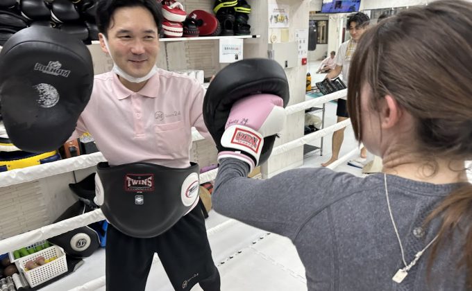 社会人でも通える！夜間営業のキックボクシングジムの魅力