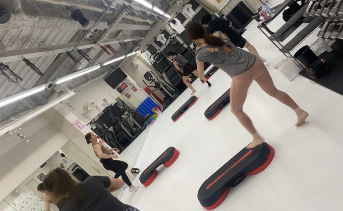 👣昨日はBODYSTEP！みんなで楽しく踏みまくりました！